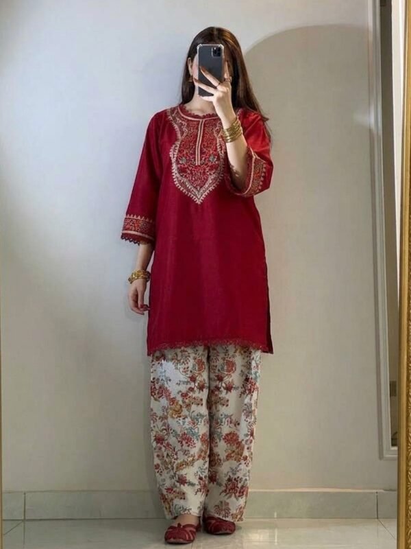 Laam Embroidered Dhanak 2 Piece